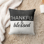 感謝と賛美引用文の白の濃い灰色 クッション (ブランケット)