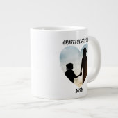 感謝のアグラデチダ二カ国語母の日ハート ジャンボコーヒーマグカップ (正面右)