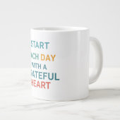 感謝のハートジャンボマグカップで毎日を始める ジャンボコーヒーマグカップ (正面右)