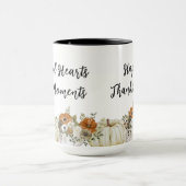 感謝のハート、居心地の良い瞬間ハッピー感謝祭 マグカップ (中央)