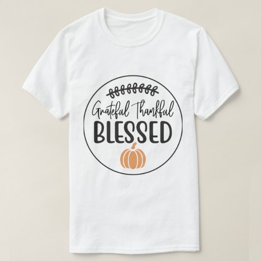 感謝の気持ちで満たされたカボチャTシャツ Tシャツ (デザイン正面)