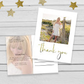 感謝の気持ちを込めたモダンでシンプルなトレンディなミニマルデザインの卒業おめでとう ポストカード