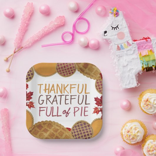 感謝の気持ちパイに満ちた幸せな感謝祭|過去記事 ペーパープレート (パーティー)