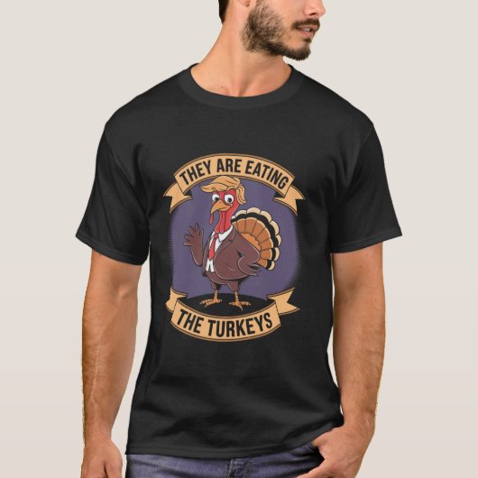 感謝祭おもしろい彼らはターキー食べメンズである Tシャツ (正面)