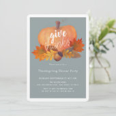 感謝祭のオレンジ色のトマトと落ち葉とナッツ 招待状 (スタンド正面)