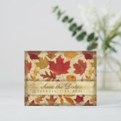 感謝祭の保存ベージュ日付の紅葉 インビテーションポストカード (スタンド正面)