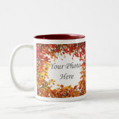 感謝祭の秋の木の円の2写真フレーム ツートーンマグカップ (左)