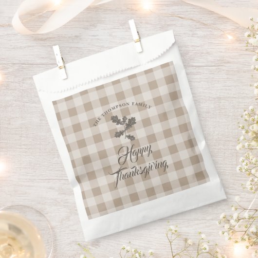 感謝祭の秋葉葉の茶色の格子縞 フェイバーバッグ (クリップ留めされた状態)