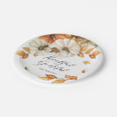 感謝祭カボチャ葉と ペーパープレート (アングル)