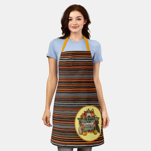 感謝祭トレンディービューティフルオータムコレクション エプロン (着用した状態)