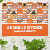 感謝祭ドーナツとコーヒー秋オレンジストライプ色 キッチンタオル (折り畳み)