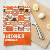 感謝祭ドーナツとコーヒー秋オレンジストライプ色 キッチンタオル (四つ折り)