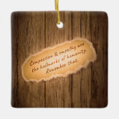 慈悲と共感は人間性の特徴である セラミックオーナメント (正面)