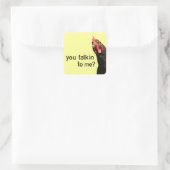 態度おもしろいチキン – 私に話を? スクエアシール (バッグ)