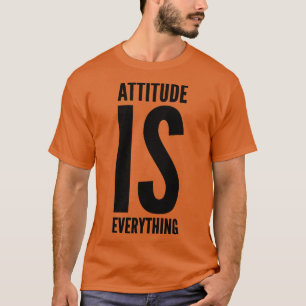 態度は全て Tシャツ