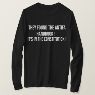 憲法の中にアンティファのハンドブックを発見! Tシャツ