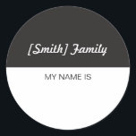 懇親会または結婚式のための家族の名札 ラウンドシール<br><div class="desc">大きい家族会、結婚式、または人々がだれあり、どんな家族とあるか知りたいと思う他のイベントのための姓の名札。 人々が彼らの自身の名前を記入することができるように姓とカスタマイズ、家族ごとのステッカーの少数のシートを発注して下さい。 好めば白黒デザインしかしあなたは白い部分の背景色を変えることができます。</div>