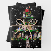 懐中電灯で覆われた、かわいい猫のクリスマスツリー ラッピングペーパーシート (インサイチュ)