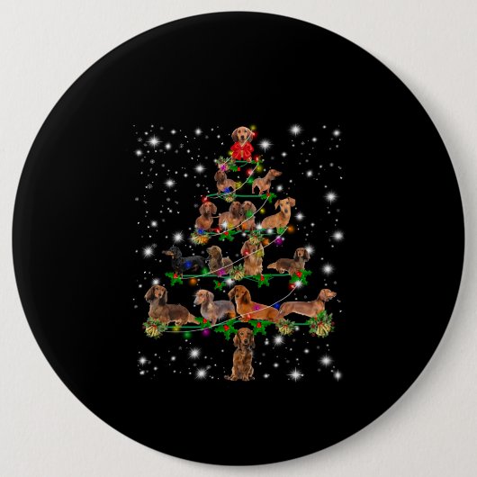 懐中電灯で覆われるダックスフントのクリスマスツリー 缶バッジ (正面)