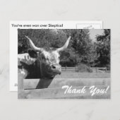 懐疑的な牛の感謝ポストカード ポストカード (正面/裏面)