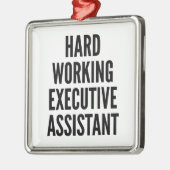 懸命作業部( CTO )アシスタント メタルオーナメント (左)