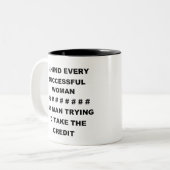 成功したすべての女性の背後に ツートーンマグカップ (正面左)