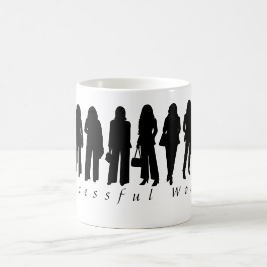 成功した女性のシルエット コーヒーマグ コーヒーマグカップ (中央)