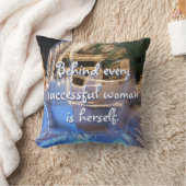 成功した女性の背後には自ら脚本がある クッション (ブランケット)