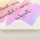 成功した女性スクリプトピンクの水色グラデーションはっきりした シェルパブランケット (3/4)