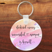 成功した女性ピンクウォーターカラーシックタイポグラフィ キーホルダー (正面)