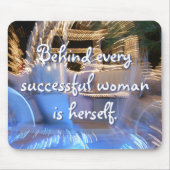 成功した女性引用文スクリプトガーリープリンセスコーチ マウスパッド (正面)