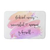 成功した女性引用文スクリプトピンクの水色はっきりした バスマット (正面)