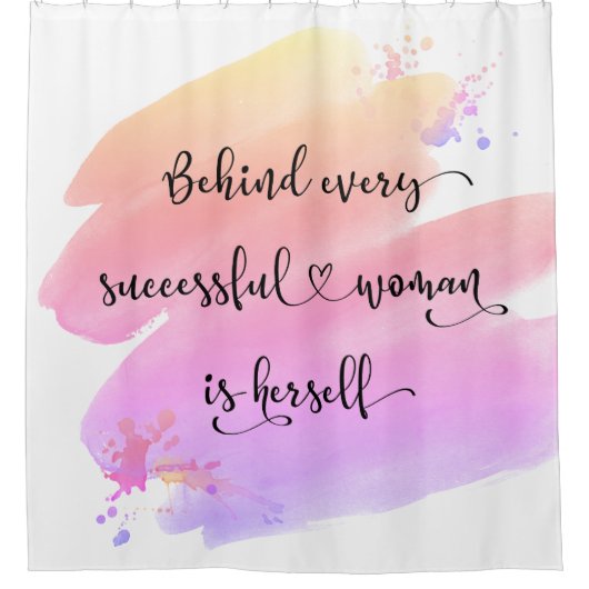 成功した女性引用文ピンクの水グラデーション色はっきりした シャワーカーテン (正面)