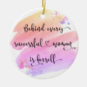 成功した女性、ピンクの水色のタイポグラフィ写真 セラミックオーナメント (正面)
