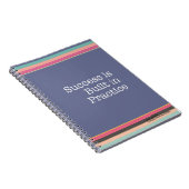 成功は実際に造られたノートです ノートブック (右側)