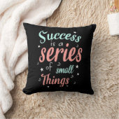 成功は小事の連続だ クッション (ブランケット)
