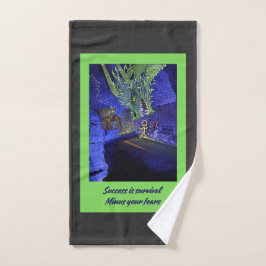 成功は生き残り、あなたの恐れを除く。 ハンドタオル