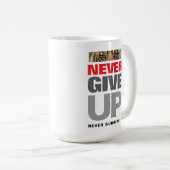 成功引用文は決与えして降伏しない コーヒーマグカップ (正面右)