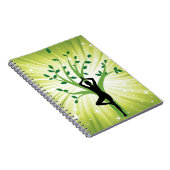 成長する木との緑のヨガ ノートブック (右側)