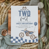 成長する2つの高速ブルーダートバイクボーイ誕生日 招待状
