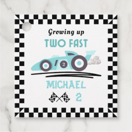 成長する2つの高速レースカーブルーボーイ2歳の誕生日 フェイバータグ