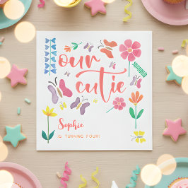 我々のかわいこちゃんは…フローラ子供の誕生日パーティー スタンダードランチョンナプキン