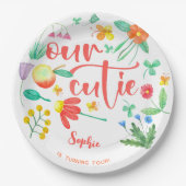我々のかわいこちゃんは…フローラ子供の誕生日 ペーパープレート (正面)