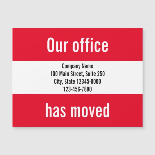 我々のオフィスは赤白の動く発表を動かした (正面)