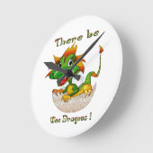 我々のドラゴンがいる ラウンド壁時計 (傾斜)