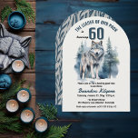 我々のパックウルフ60th誕生日パーティーのリーダー 招待状<br><div class="desc">「The Leader of Our Pack Is Turning 60」、あなたのアルファの60歳の誕生日お気に入りの。常緑樹威厳のある林にシルエットした一匹狼。</div>