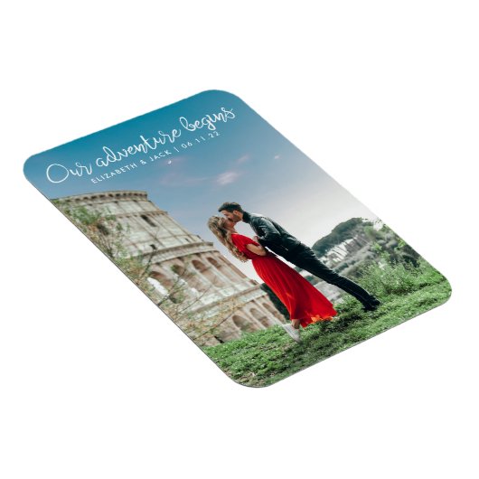 我々の冒険が始まる写真を保存する日付 マグネット (右側)