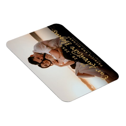 我々の冒険が始まる日付写真を保存 マグネット (右側)