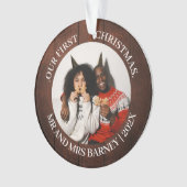 我々の初めてのクリスマスであるミスター・アンド・ミセス・ニューエレガントリュー オーナメント (正面)