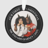 我々の初めてのクリスマスであるミスター・アンド・ミセス・ニューエレガントリュー オーナメント (正面)